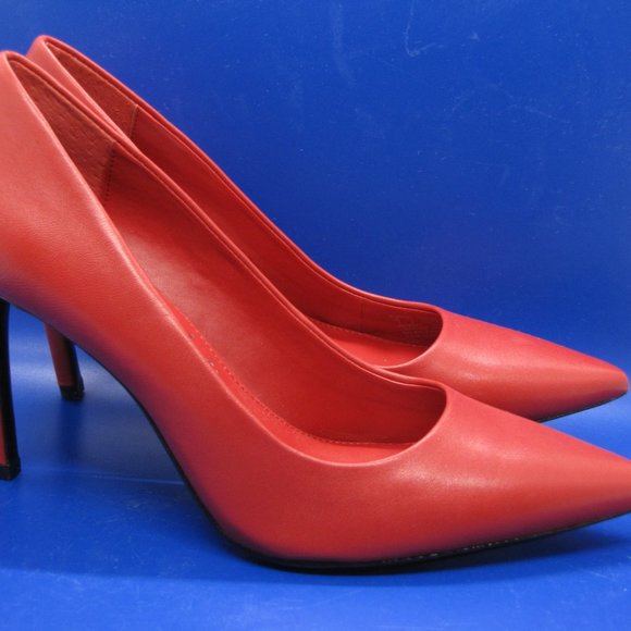 Calvin Klein Ronna Nappa Crimson Red Leather 3.5" Pointy Toe Sz 7 EU 37 - Picture 6 of 11